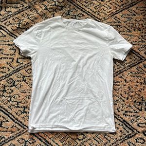 Urban Outfitters Standard Fit Tee (M)